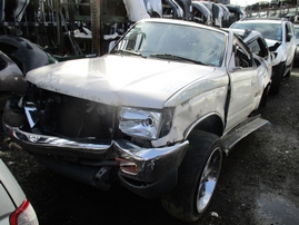 1997 TOYOTA 4RUNNER SR5 SILVER 3.4L AT 4WD Z16531